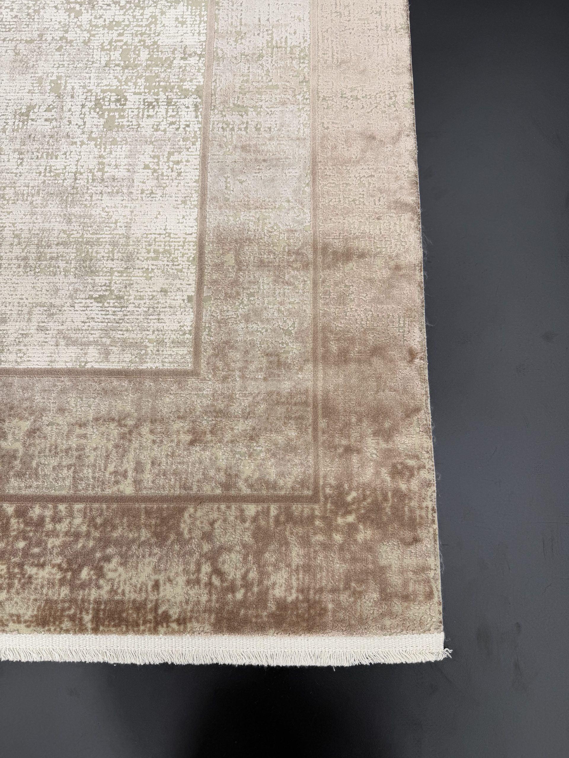 TUĞRA İPEK BAMBU PIERRE 05 KAHVE - Görsel 4